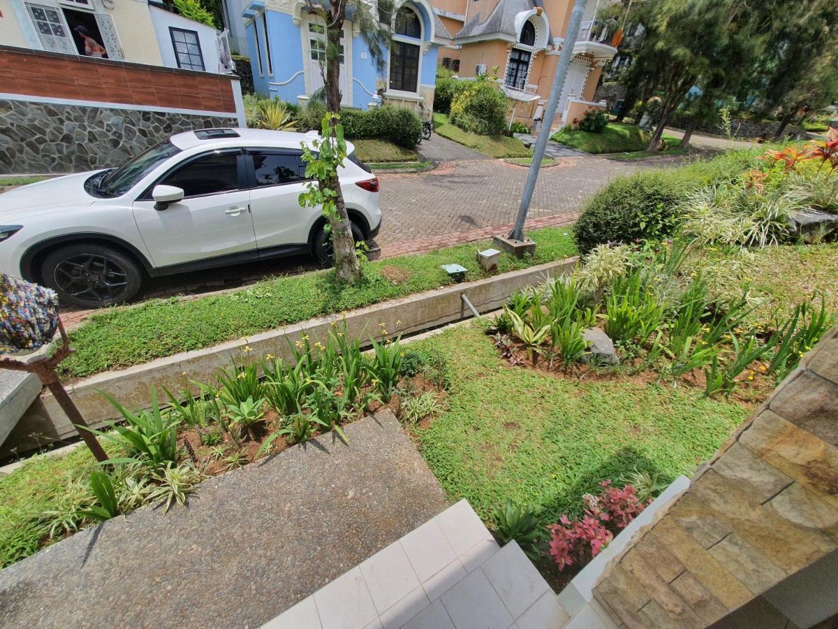 Villa Panda H Kota Bunga Puncak Cinengangirang Eksteriør bilde